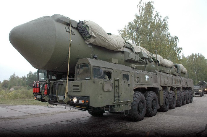 Tên lửa đạn đạo xuyên lục địa Yars Nga